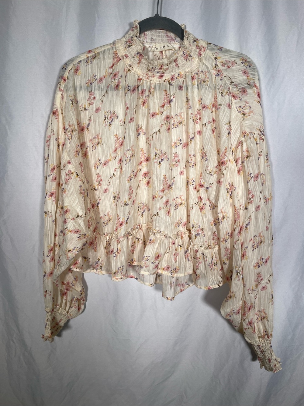 BY TOGETHER WOMENS FLORAL MOCK NECK BLOUSE TOP CREAM SMALL